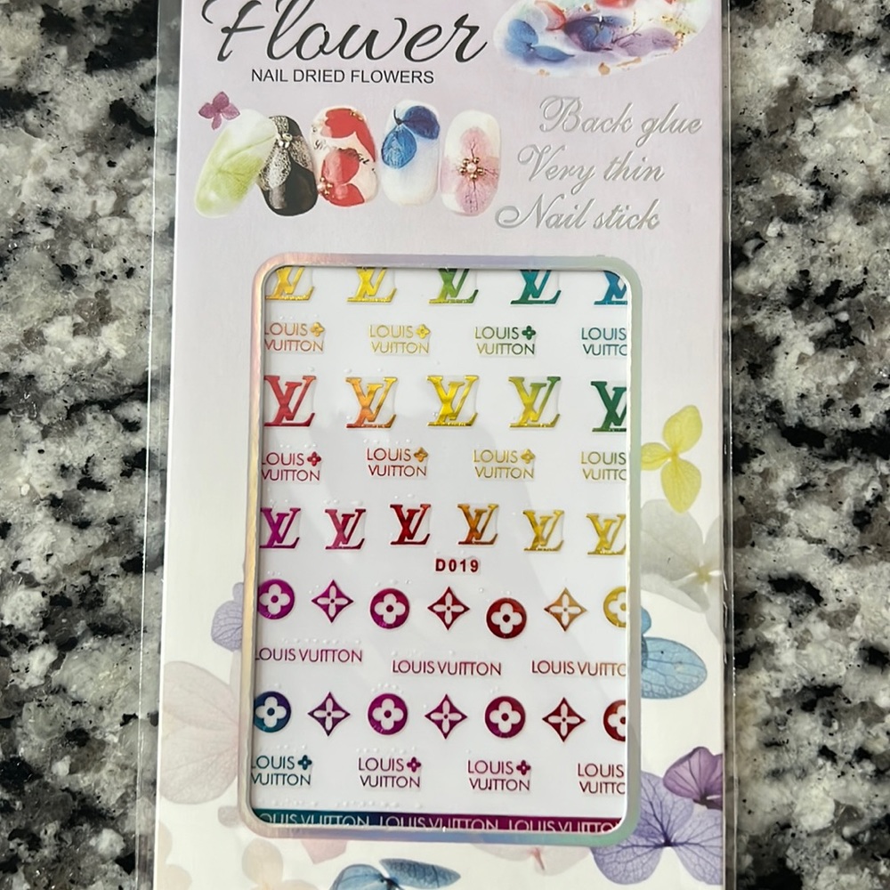 LUXURY NAIL STICKERS